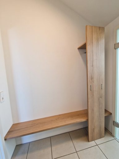 Garderobe in weiß geölter Eiche